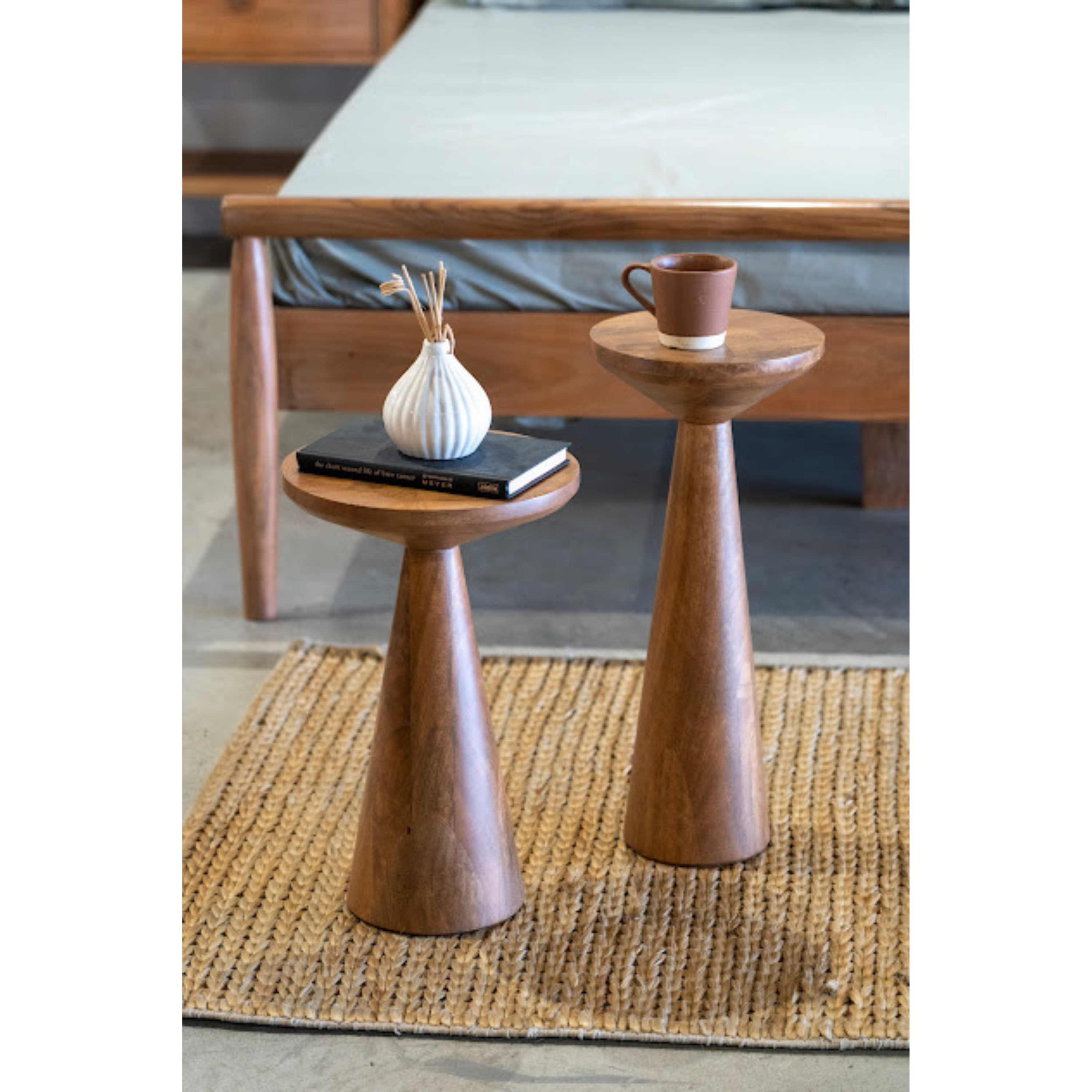 Milav stand-18"
