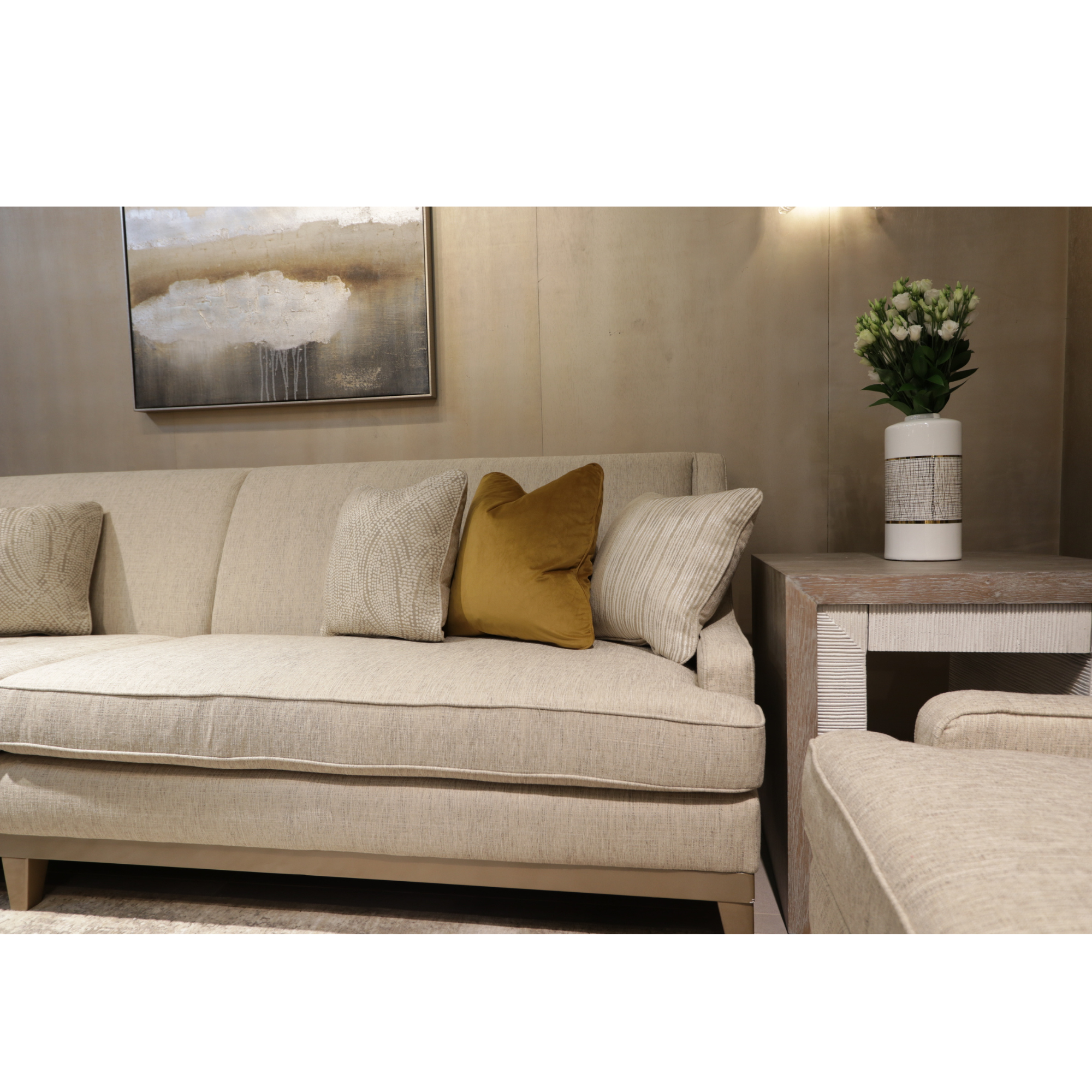 Classy By Noha Albabtain Velvet Chair