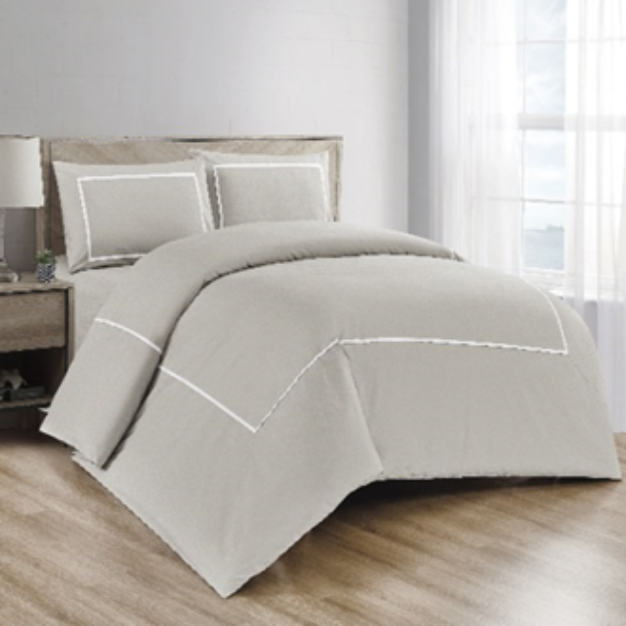 TH-E2365 Sandi Q Comforter Sets