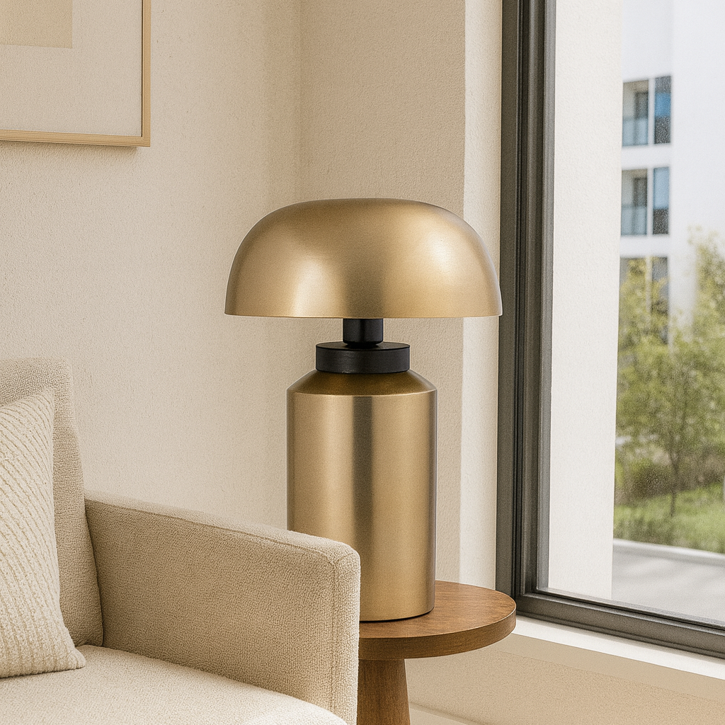 Solguld Table Lamp