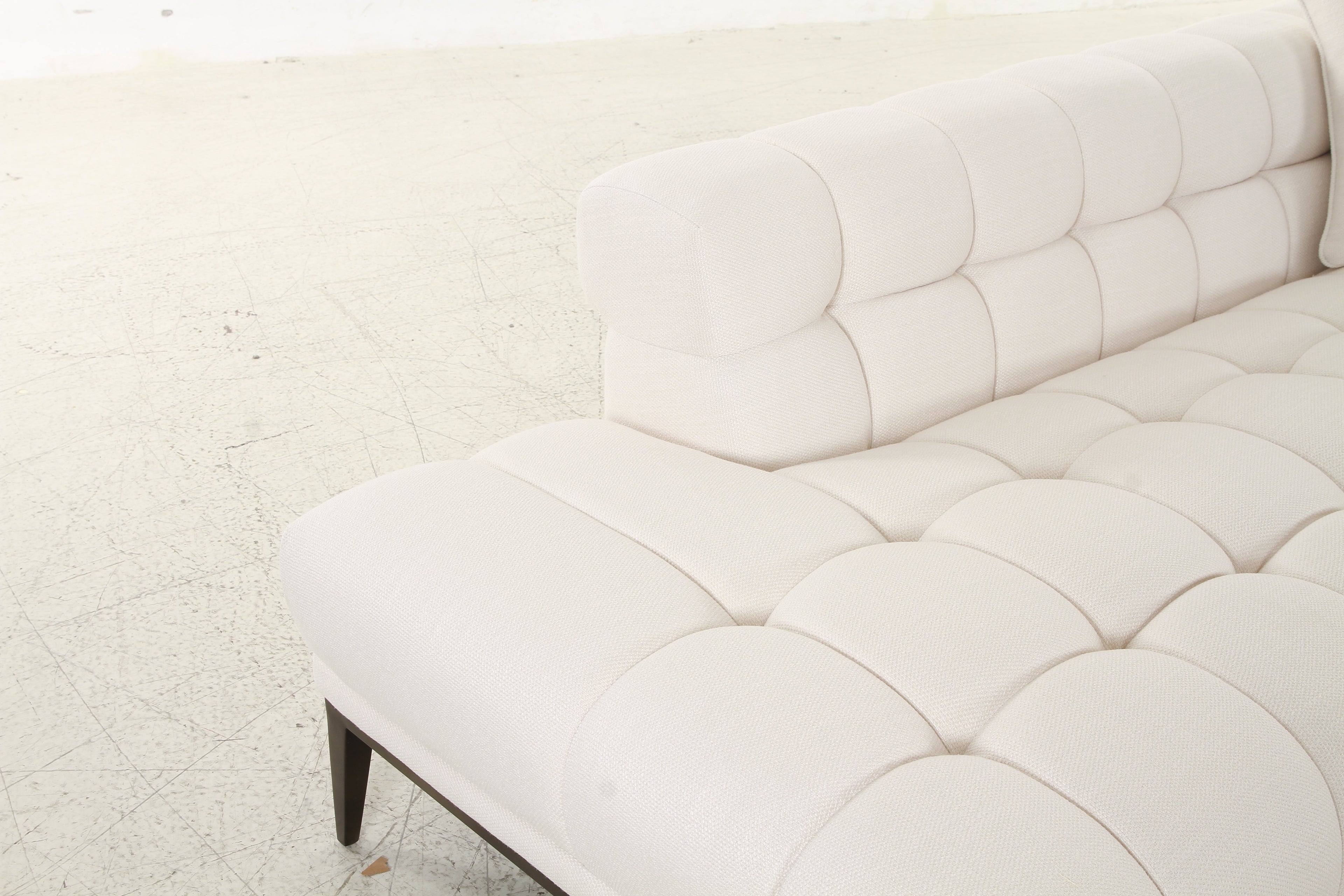 Avalon White & Black Left Lounger (223cm)