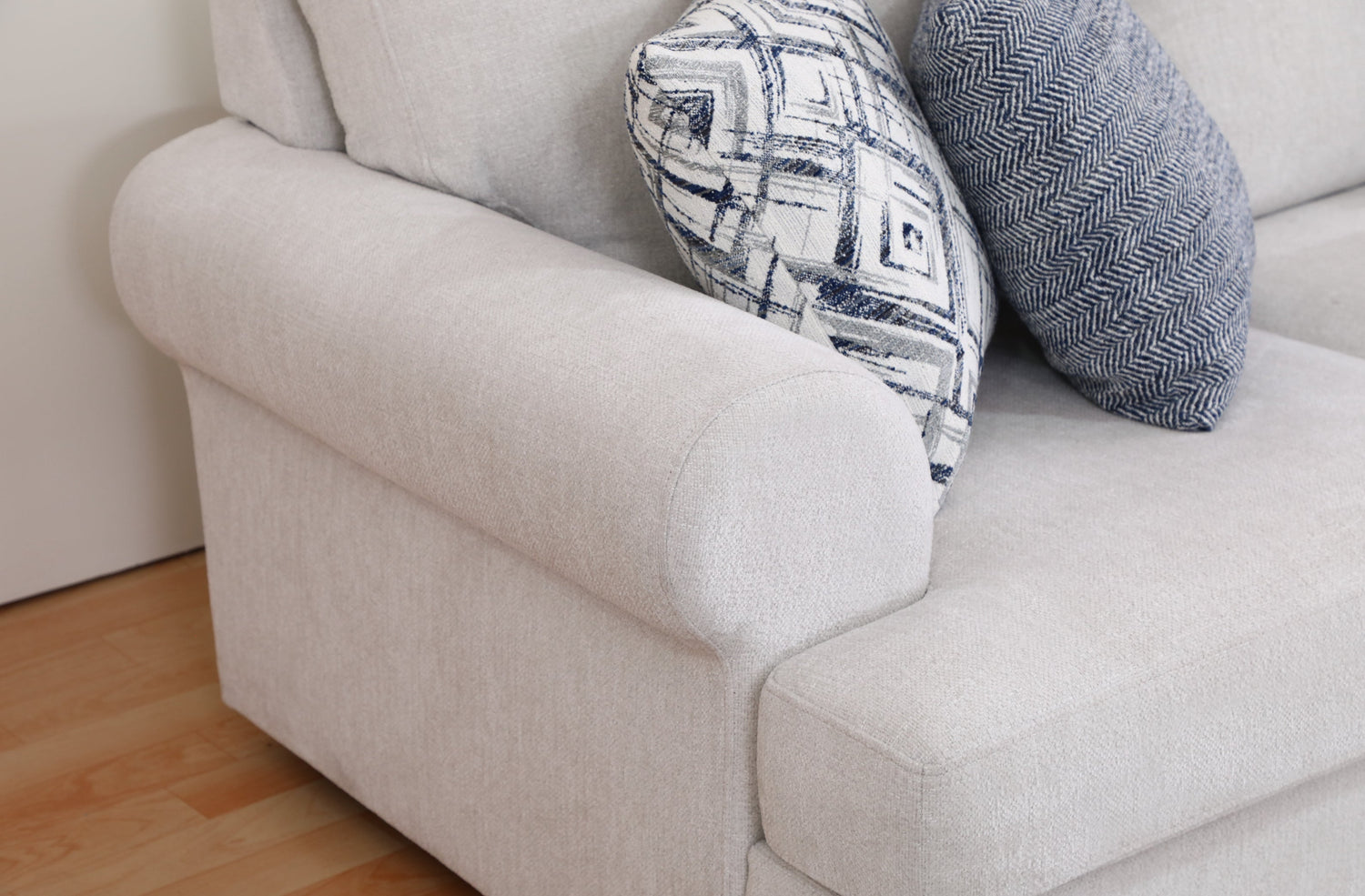 Elegant White Arm Chair