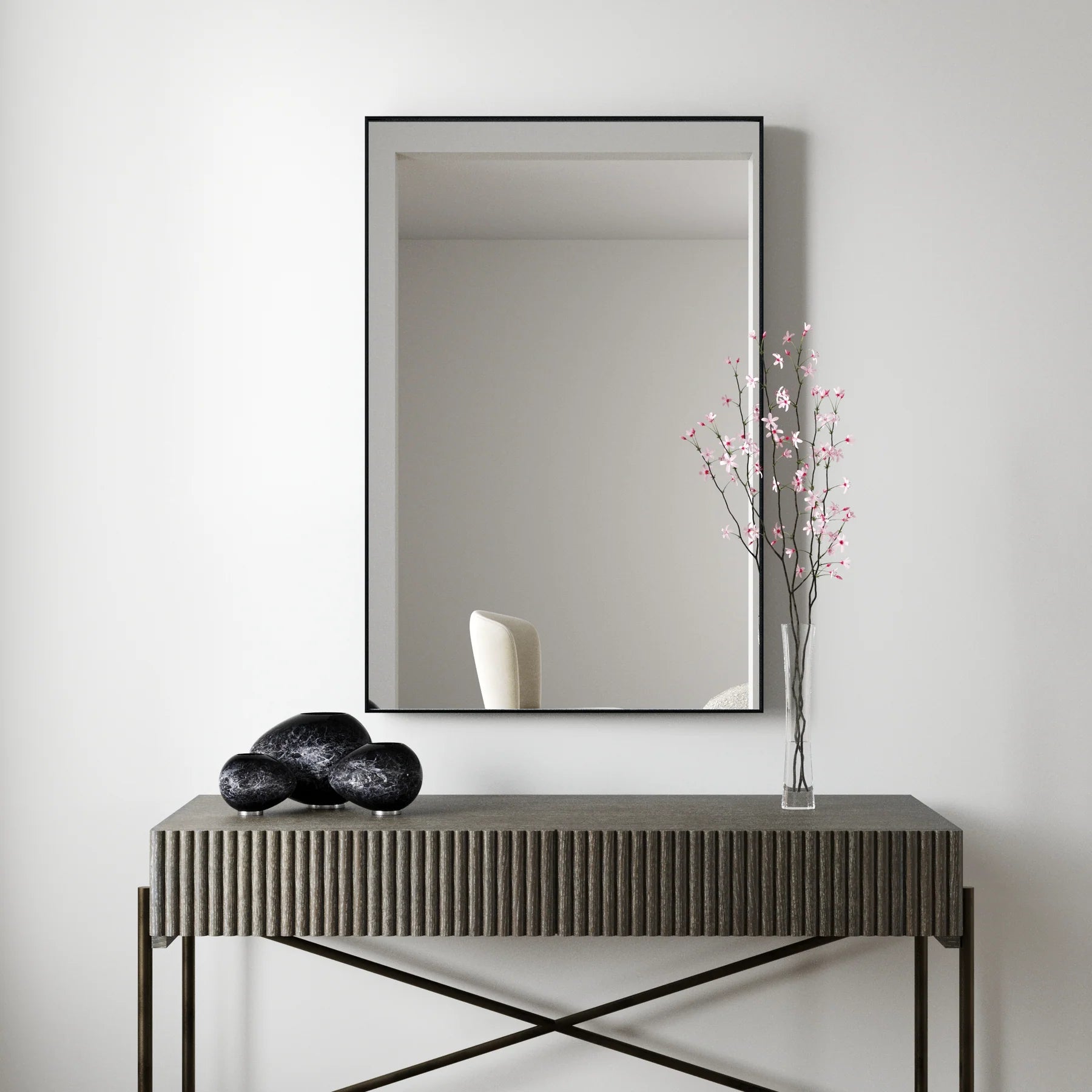 Novaria Mirror Black