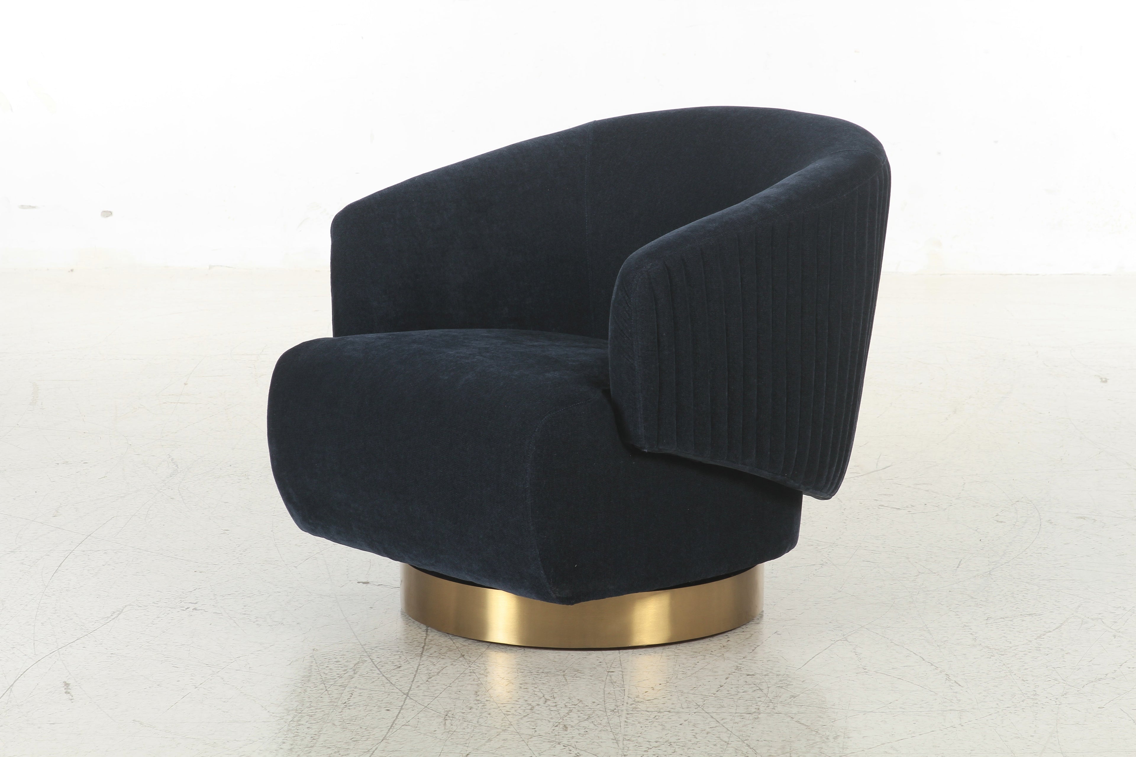 Admiral Swivel Chair