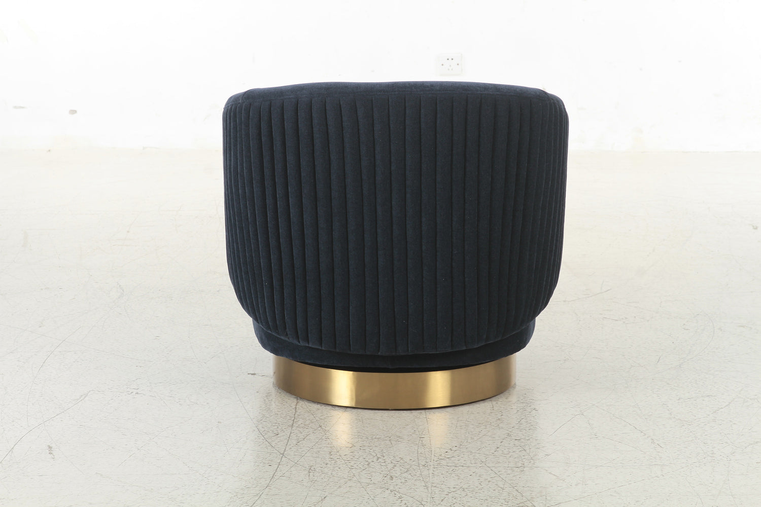 Admiral Swivel Chair