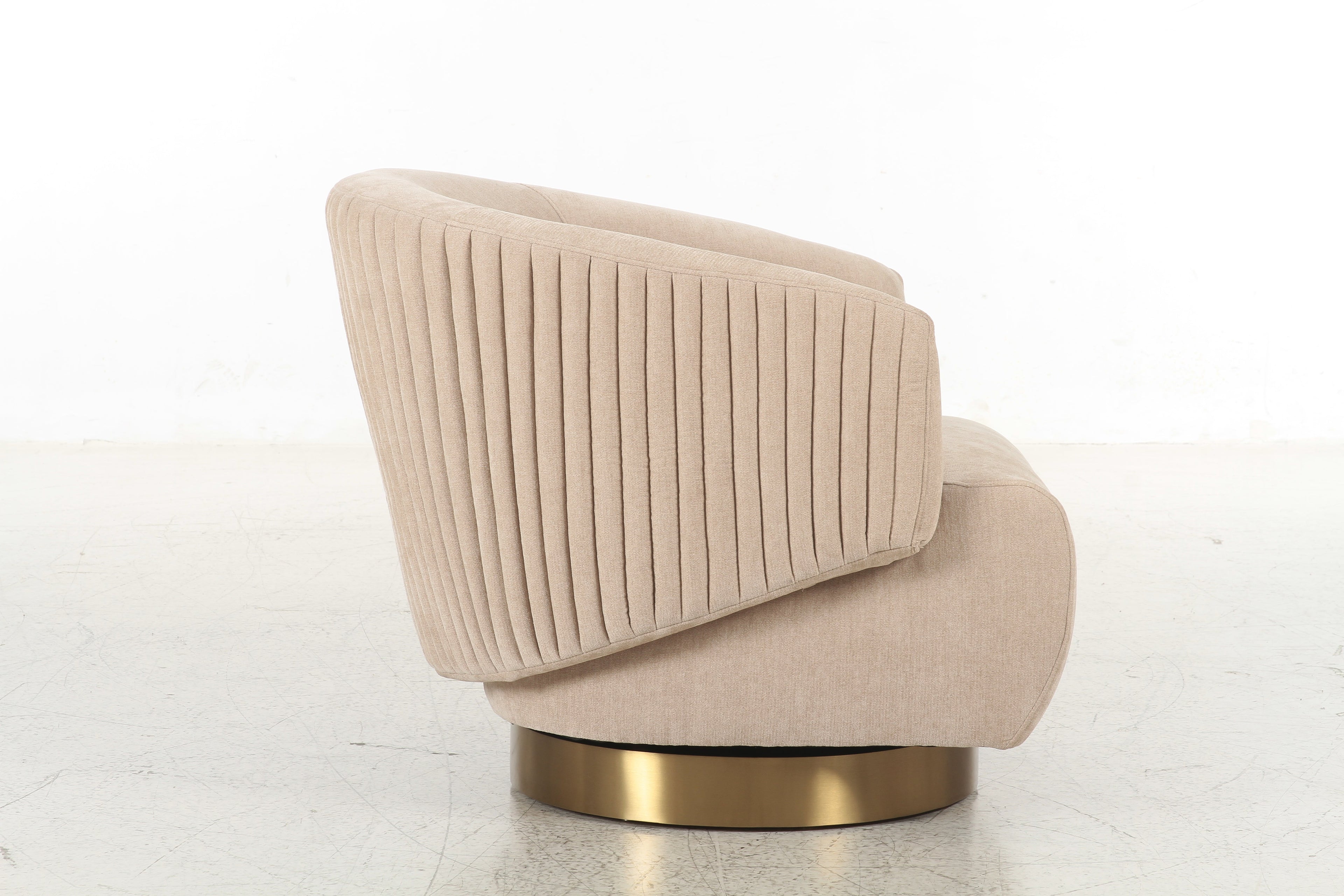 Admiral Swivel Chair