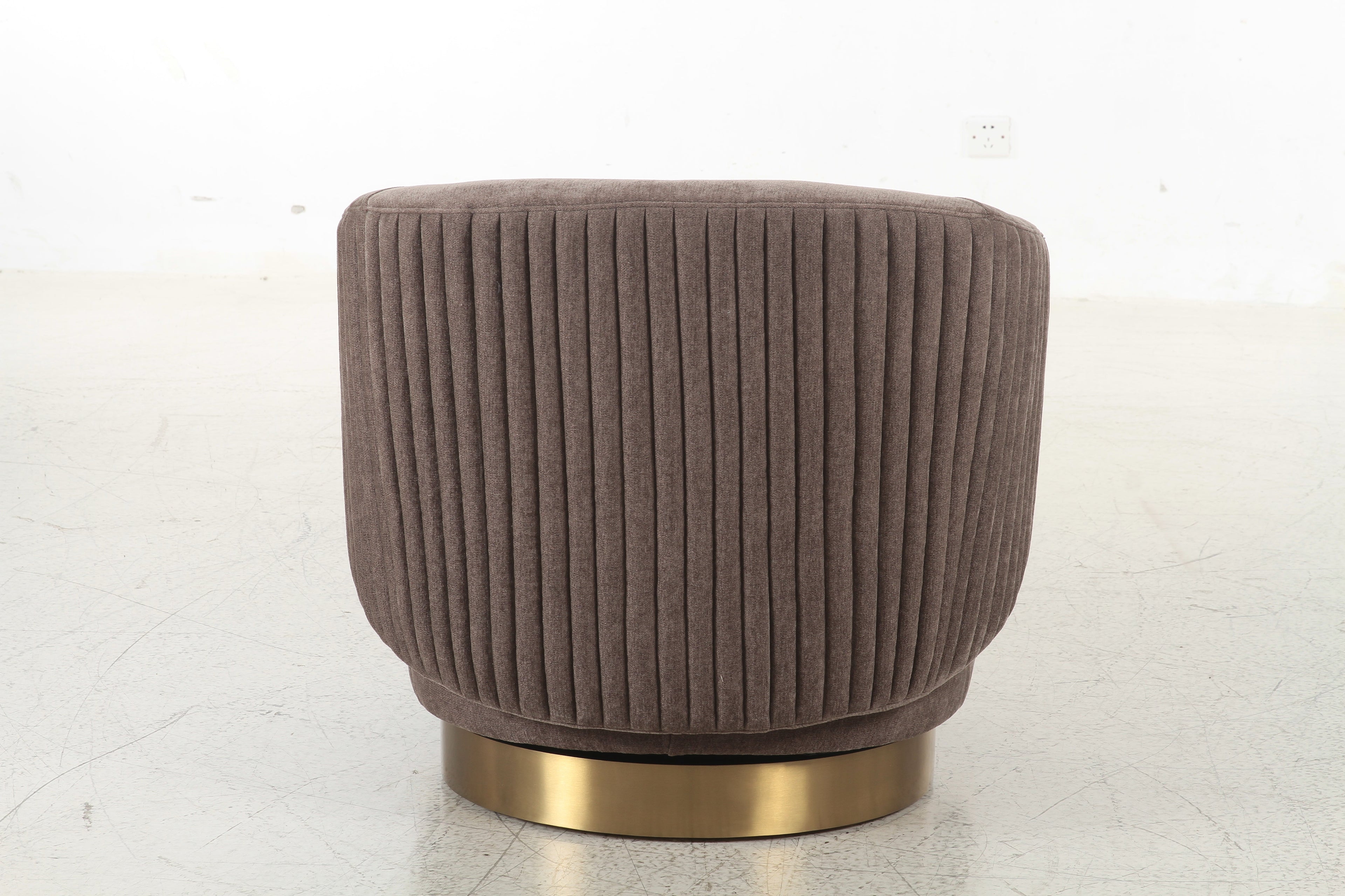 Admiral Swivel Chair
