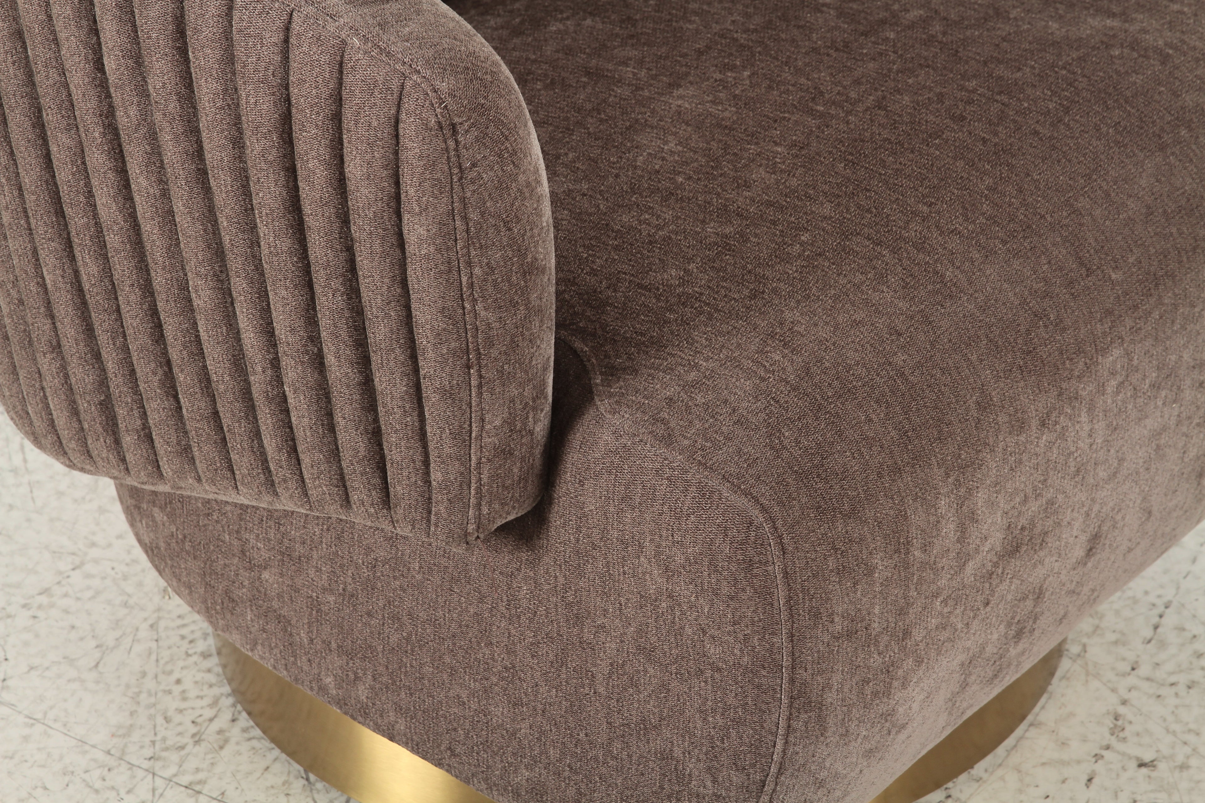 Admiral Swivel Chair