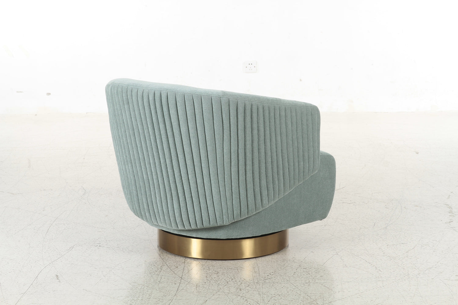 Admiral Swivel Chair