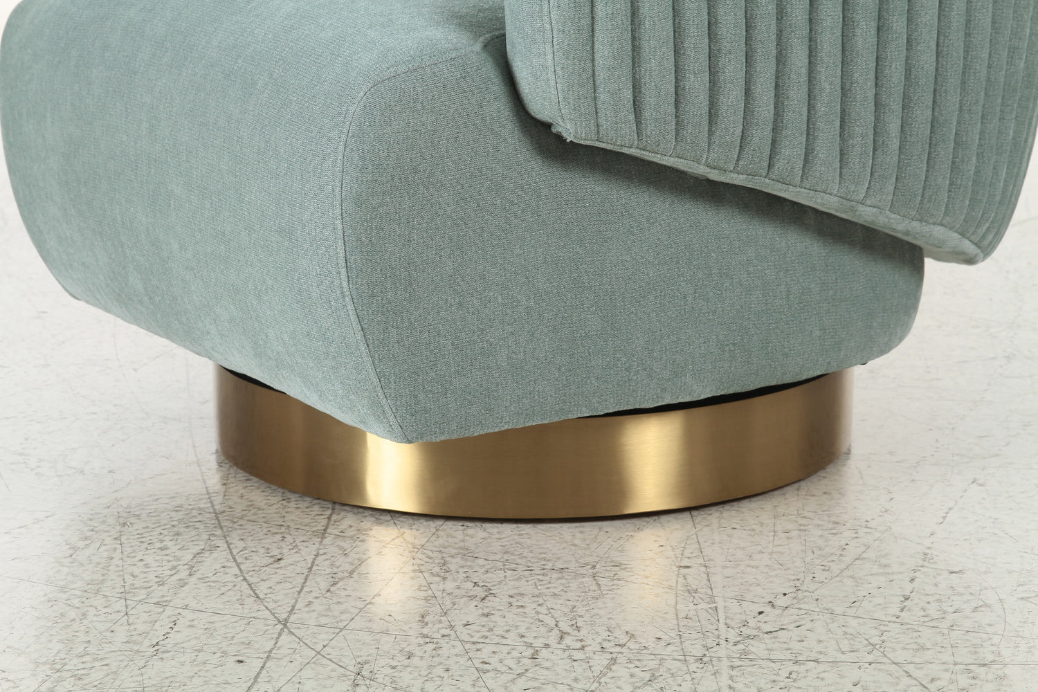 Admiral Swivel Chair