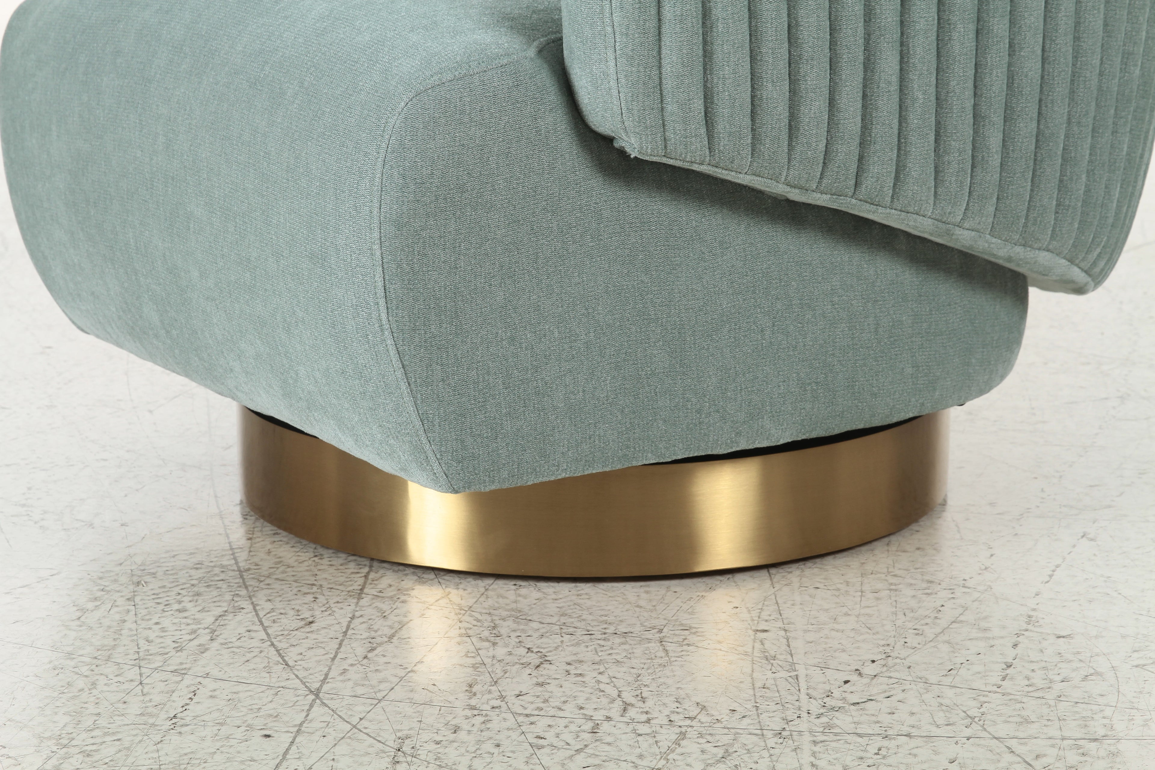 Admiral Swivel Chair