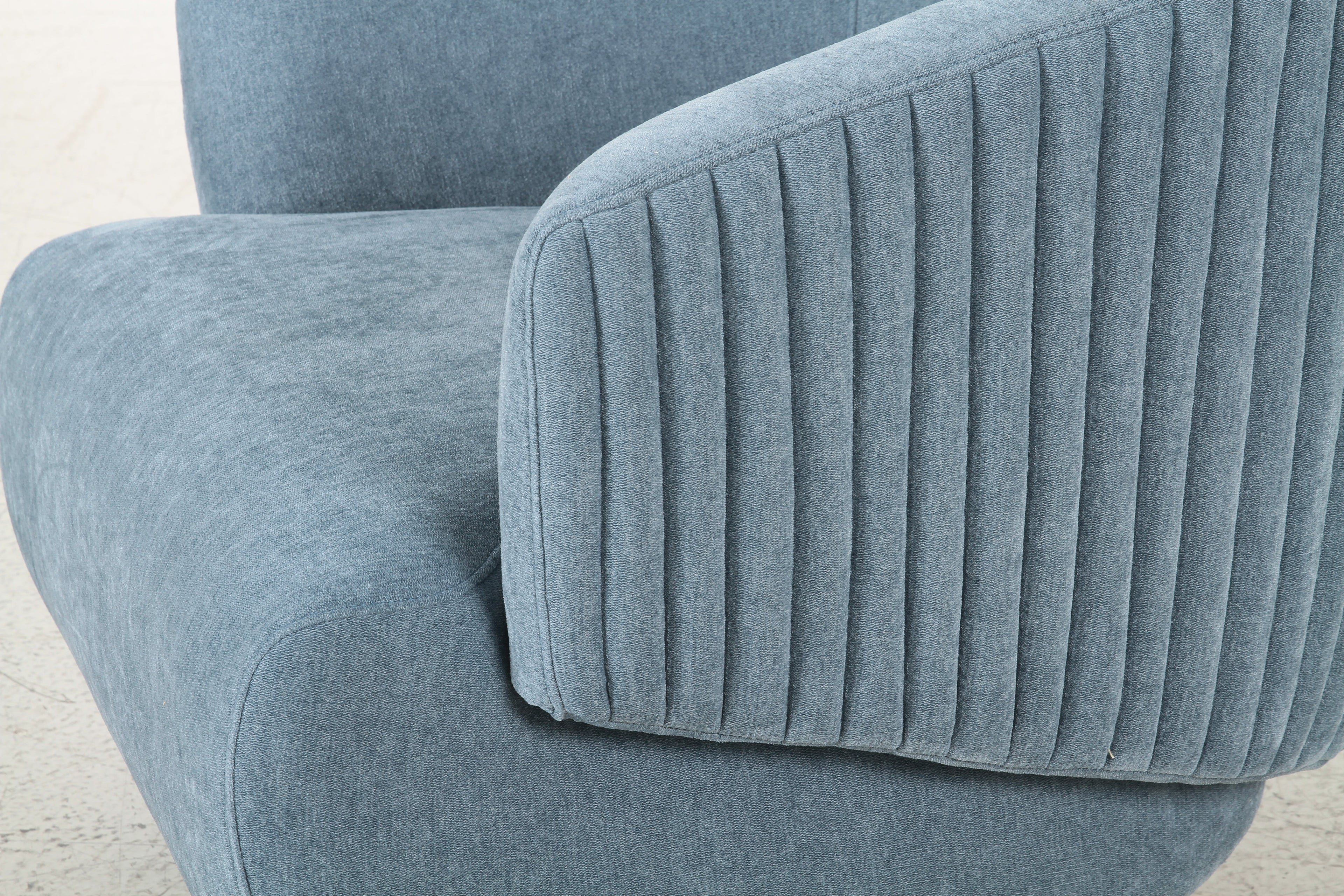 Admiral Swivel Chair
