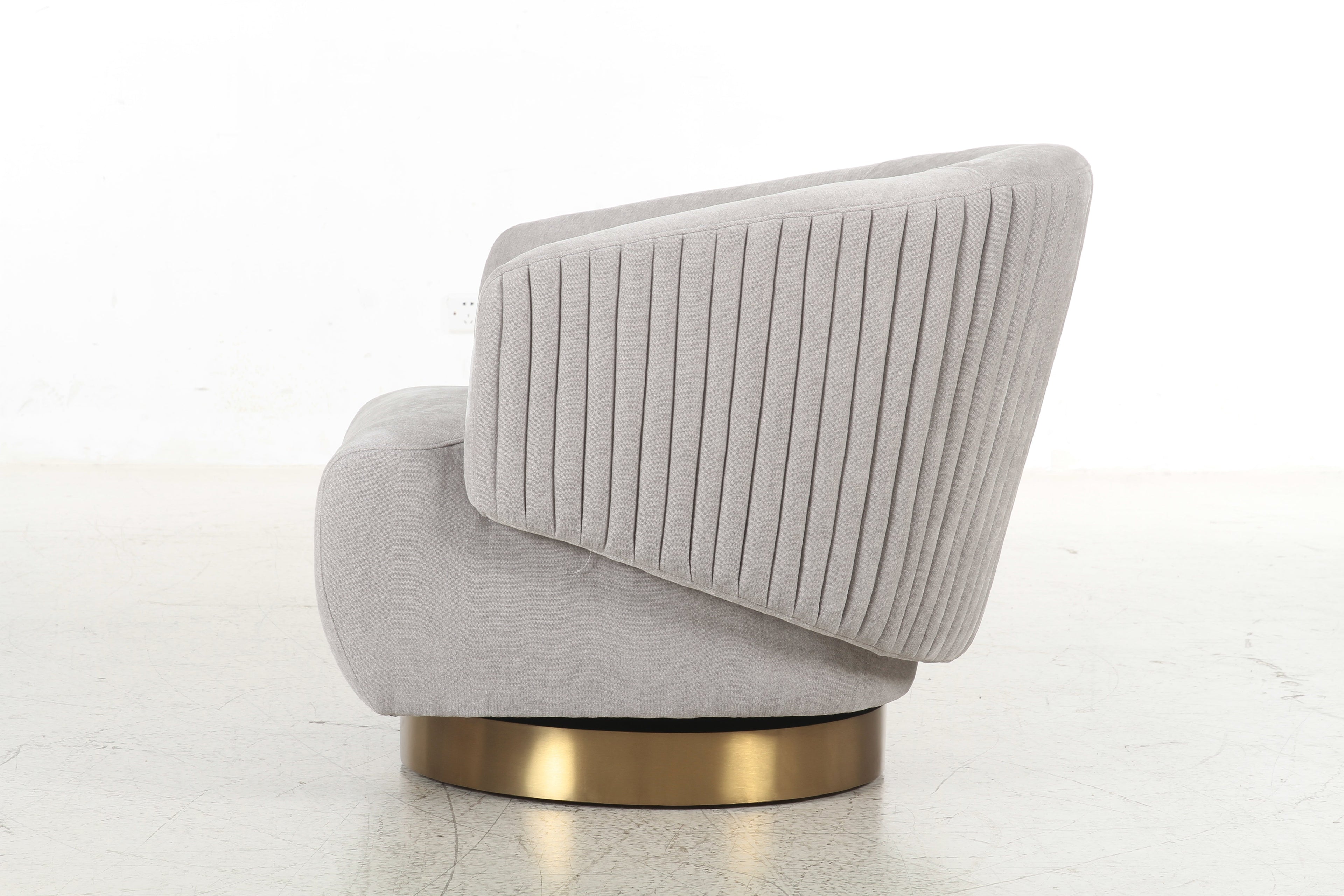 Admiral Swivel Chair