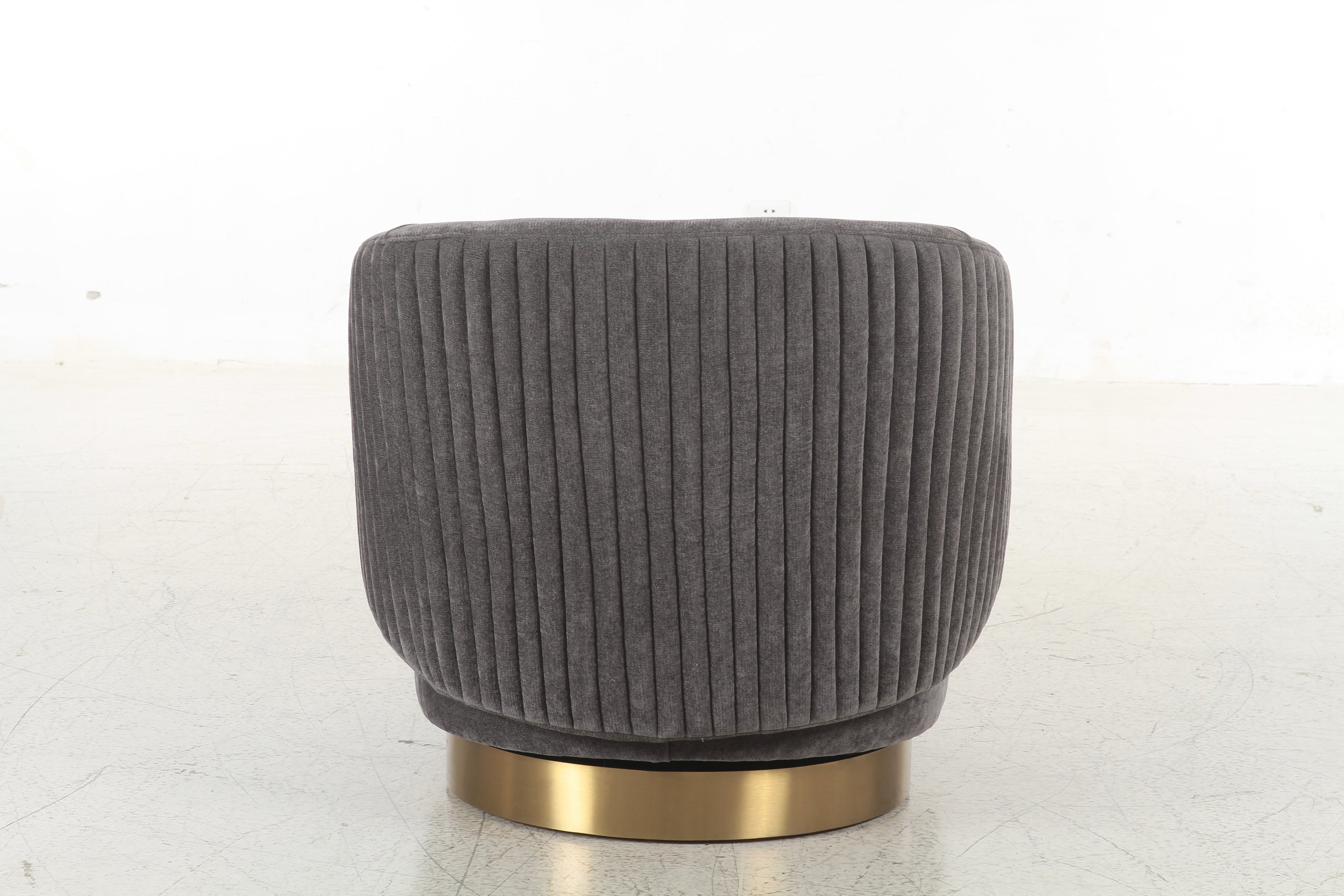Admiral Swivel Chair