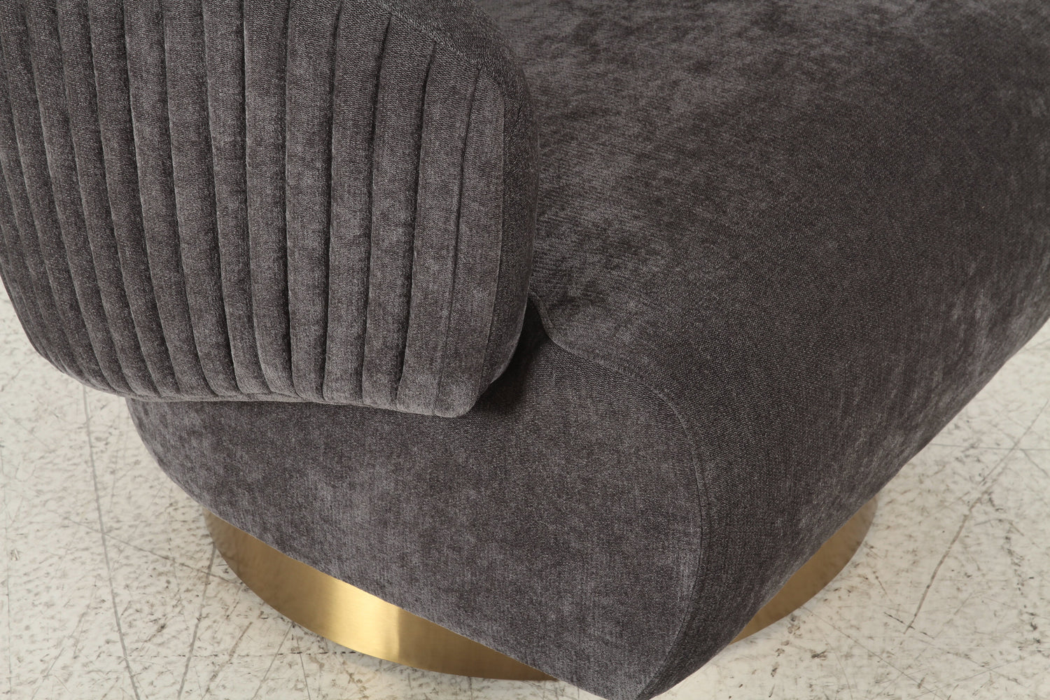 Admiral Swivel Chair