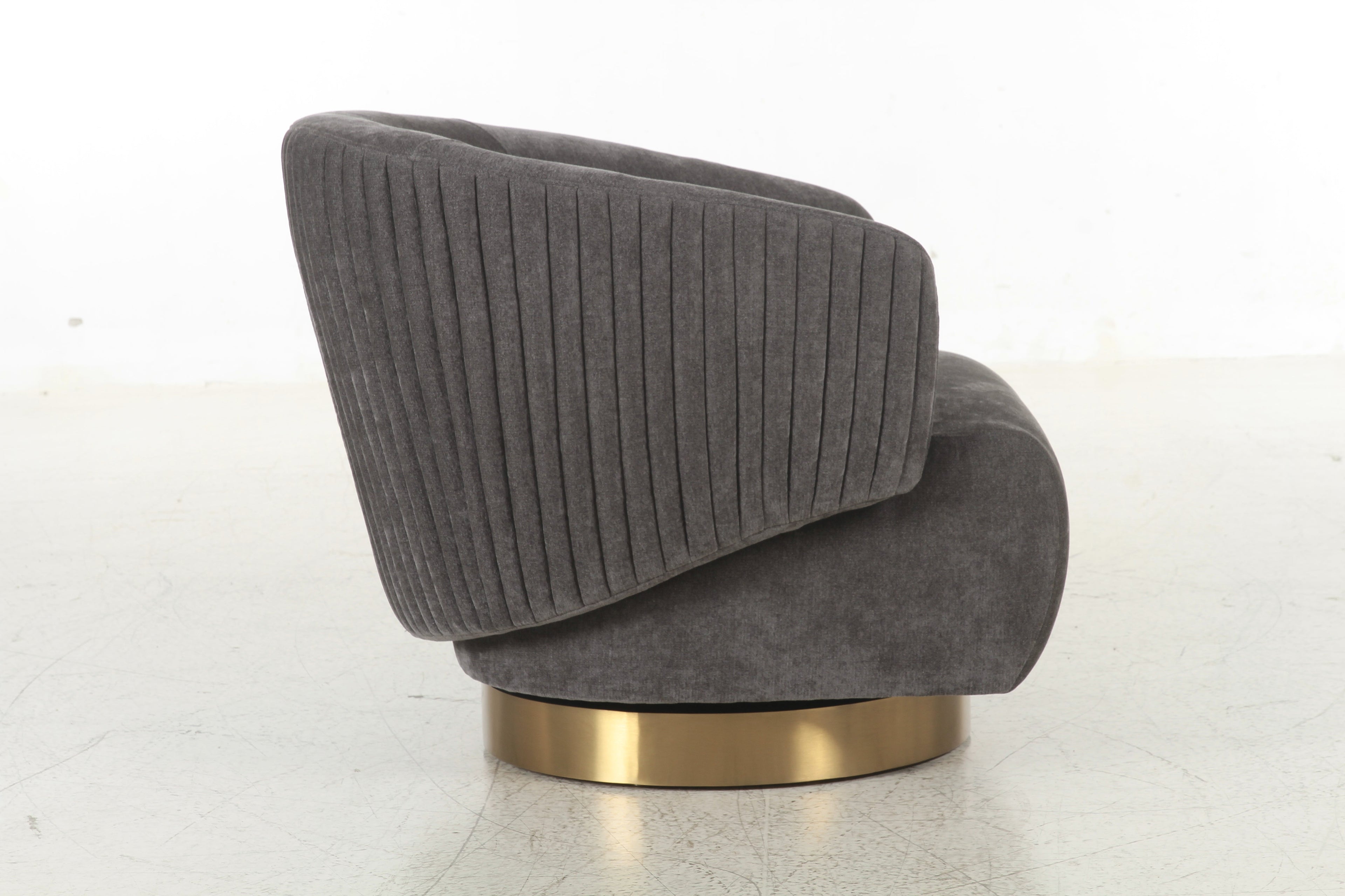 Admiral Swivel Chair