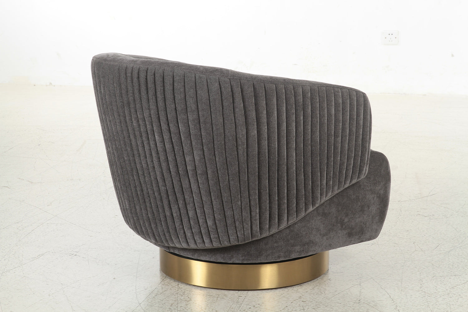 Admiral Swivel Chair