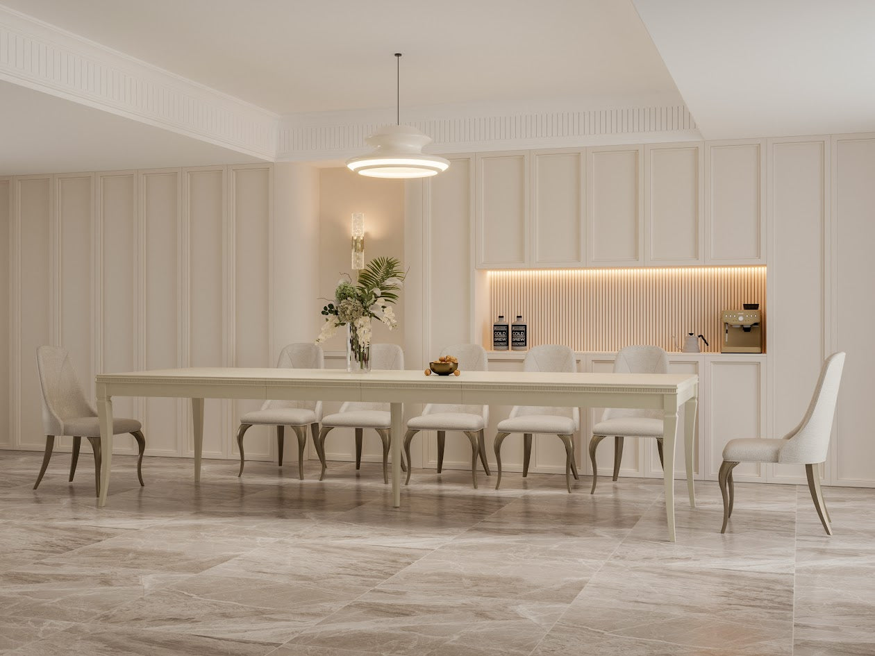 Victoria Manor Dining Table