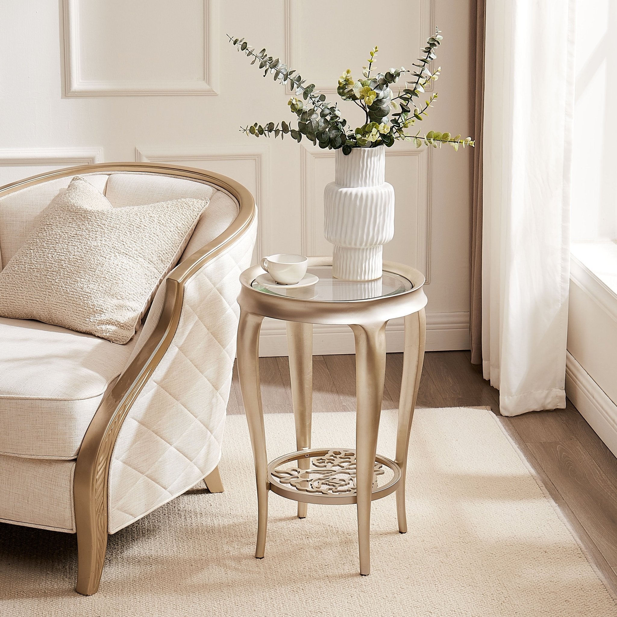 Coherent Round End table