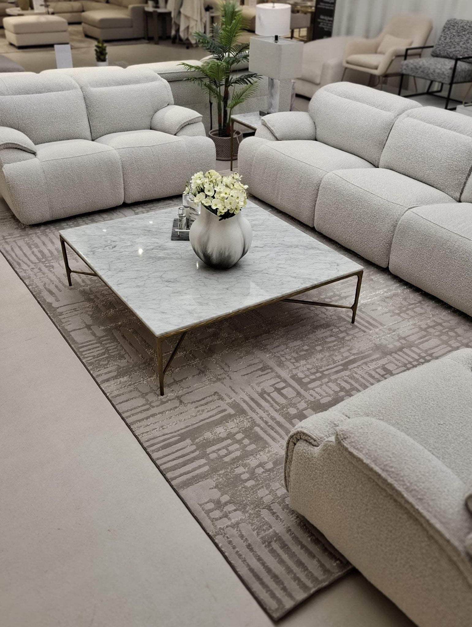 Cushy White Power Motion Set