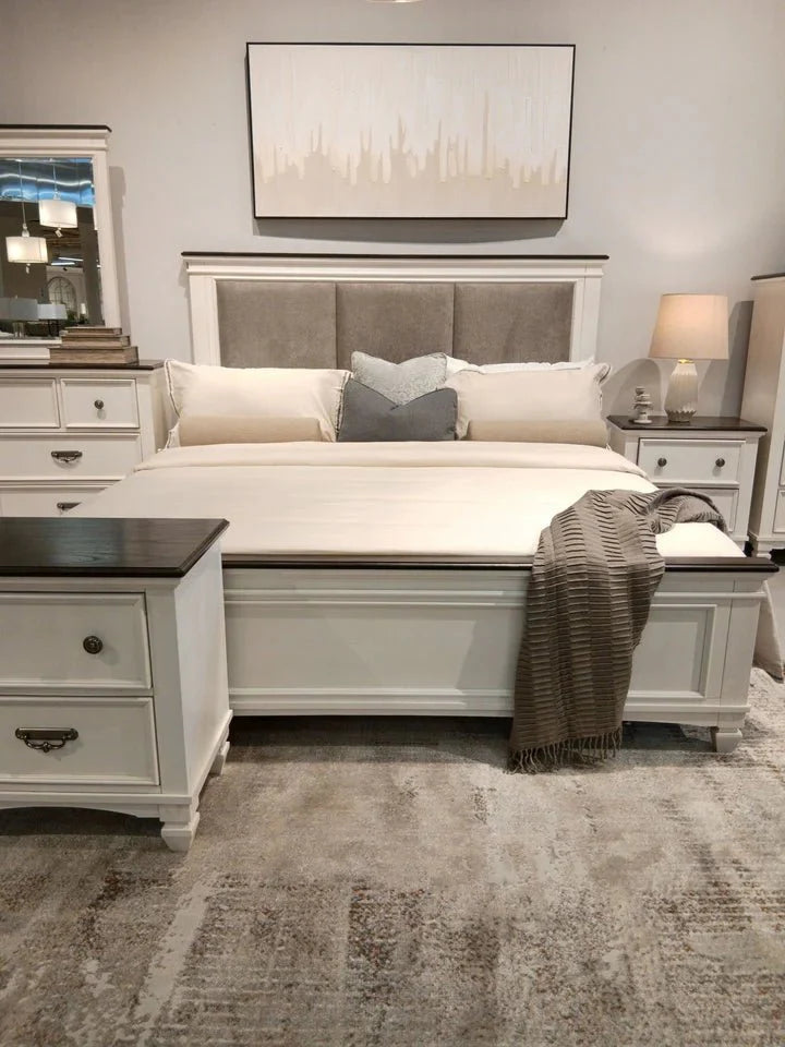 Driftwood Dream Suite King Bed