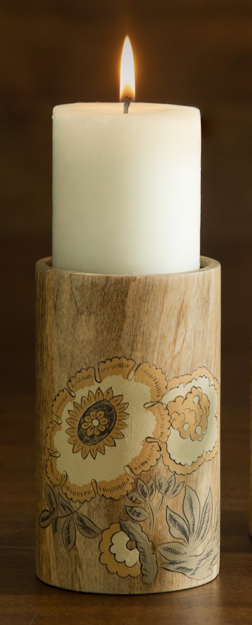 Fleur D or Candle Stand Large