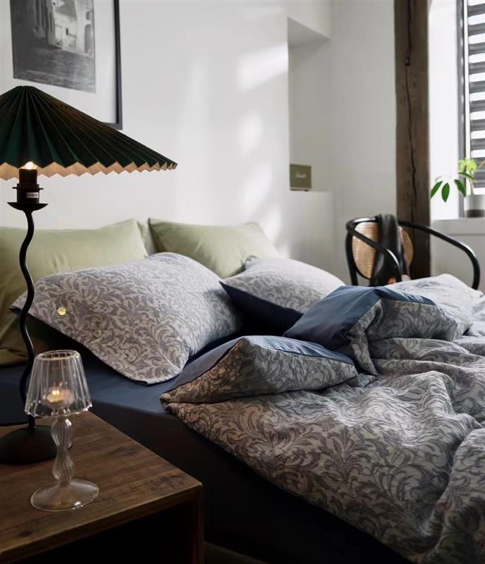 Jaqcuard Floral Weave Grey Bedding Set-KING