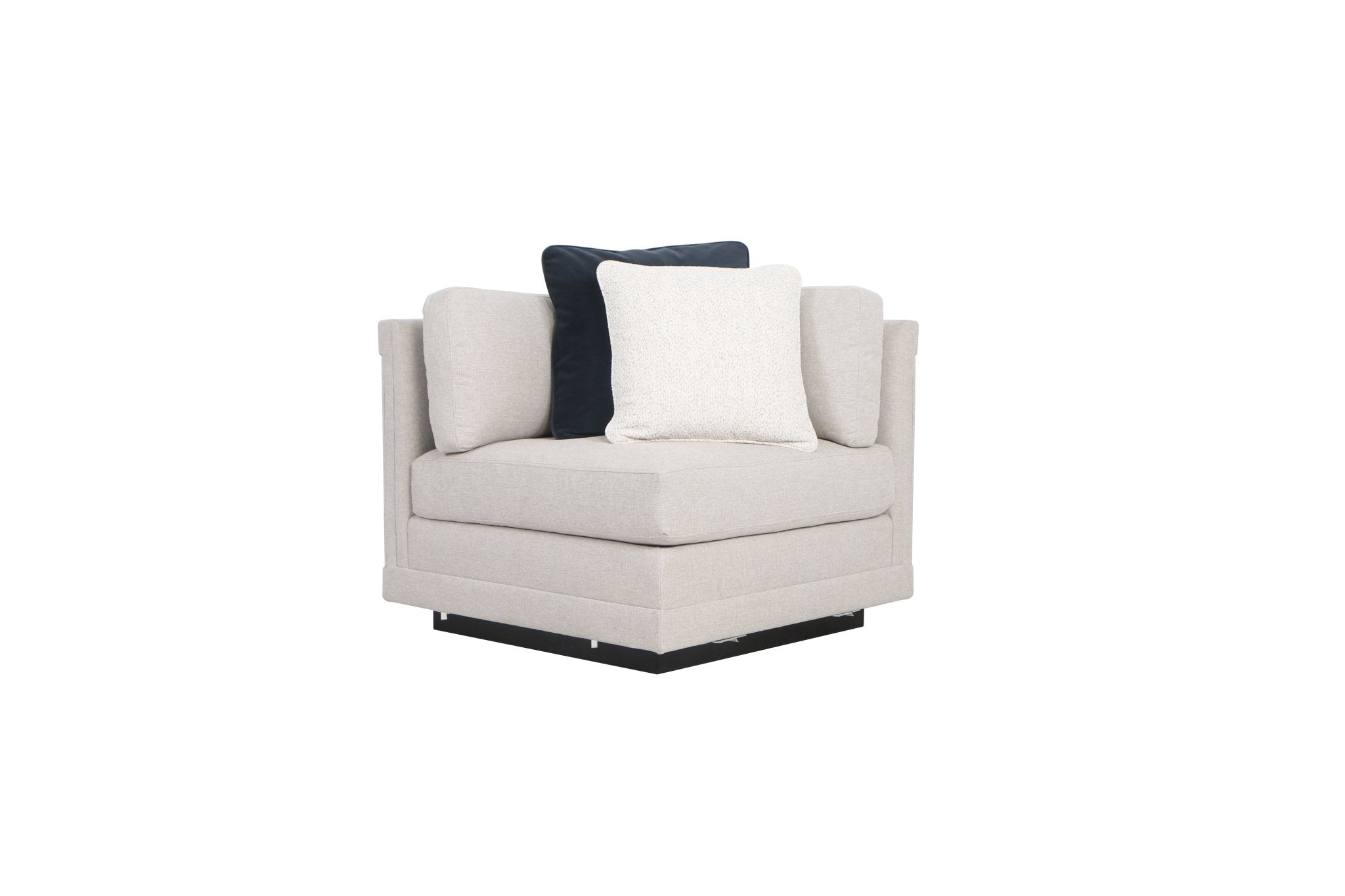 Layal Chic Navy Corner