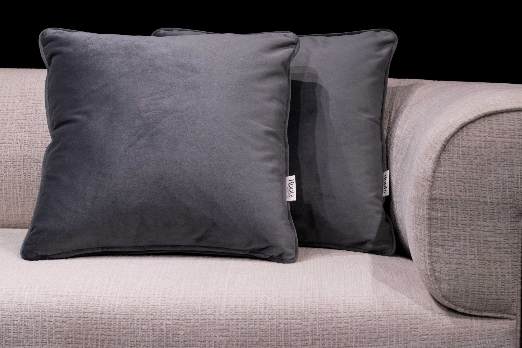 PEWTE Cushion