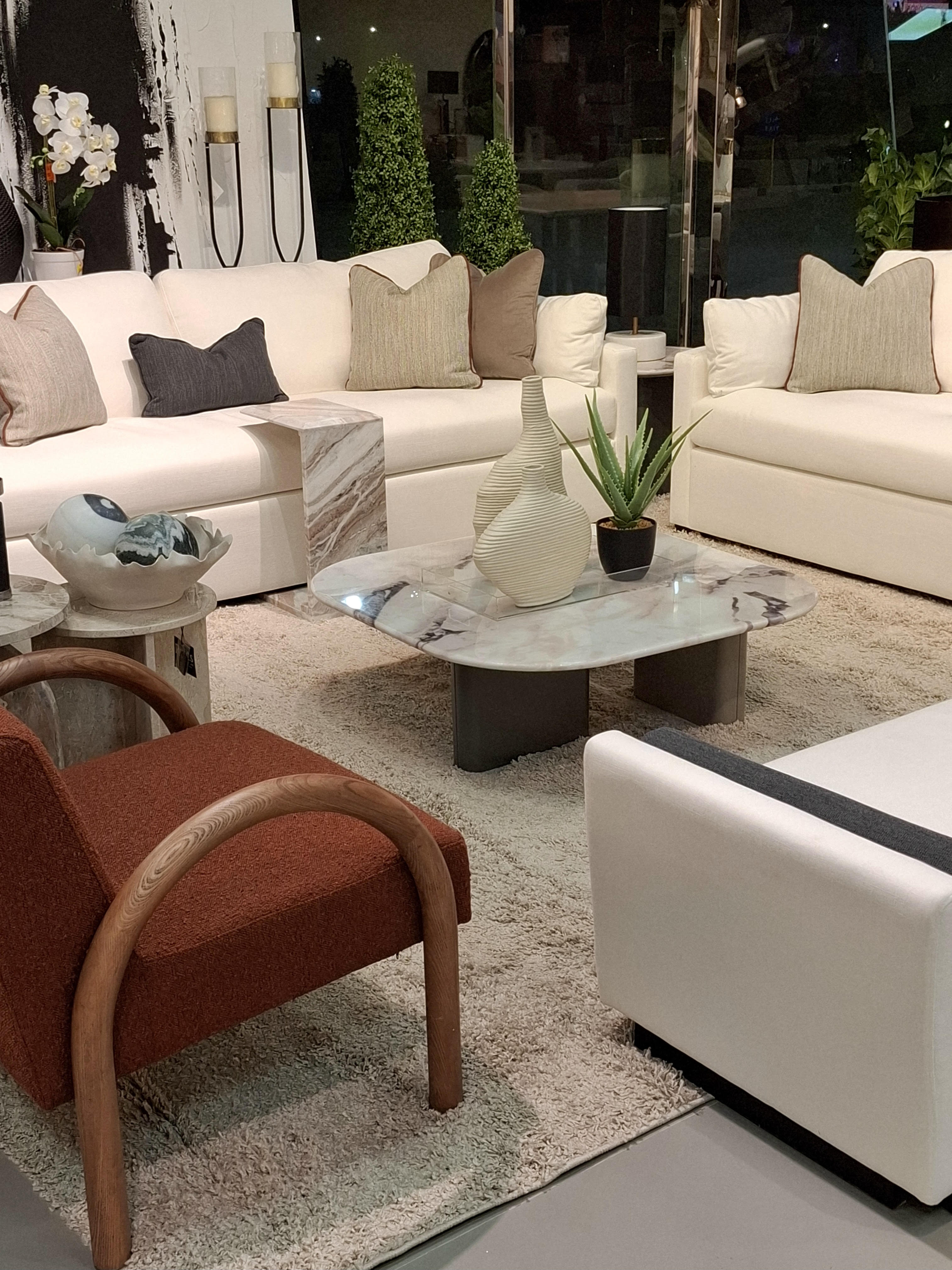 Yashki Living room Set