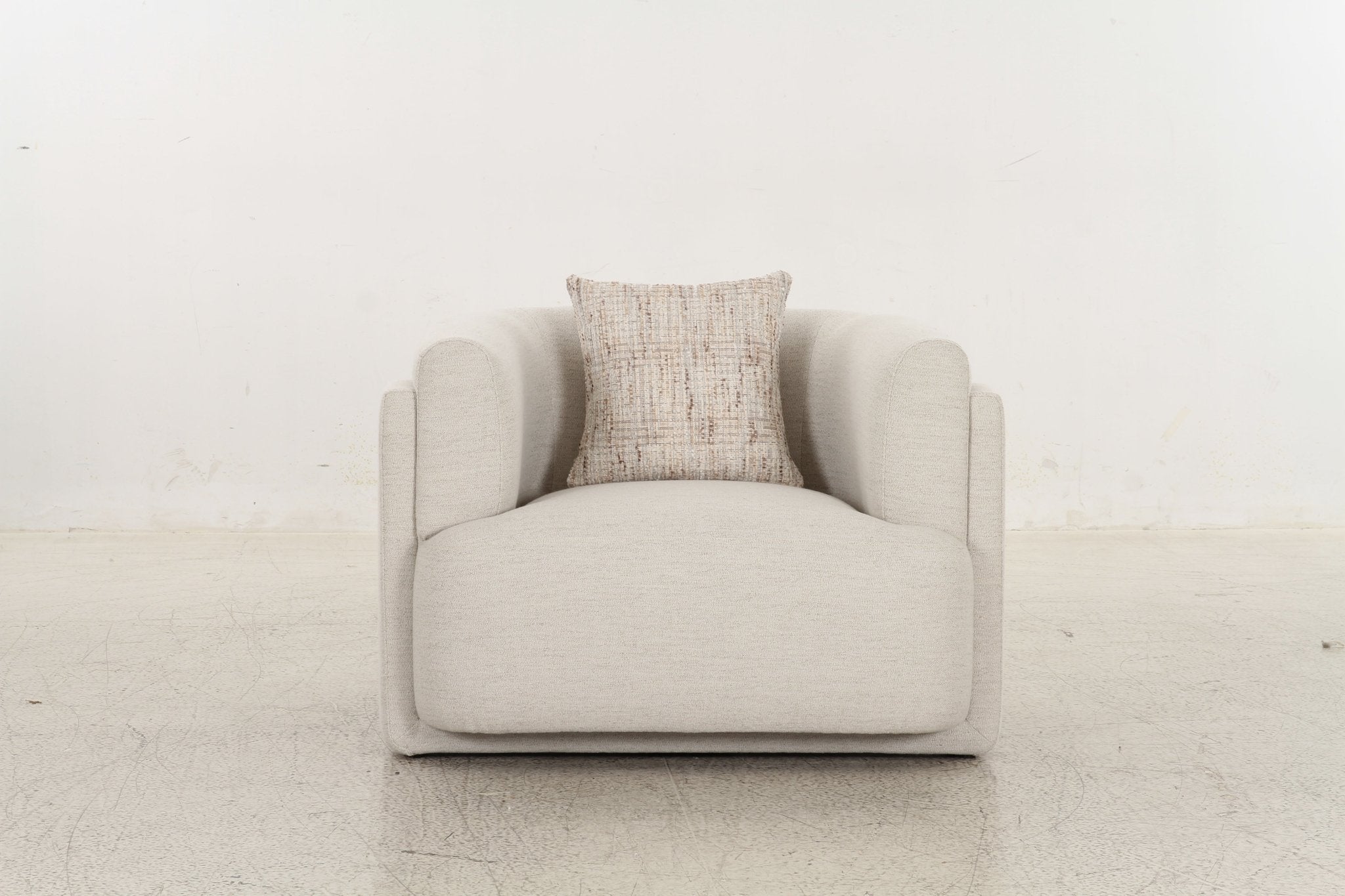 Vienna White Sofa set with Free Rug