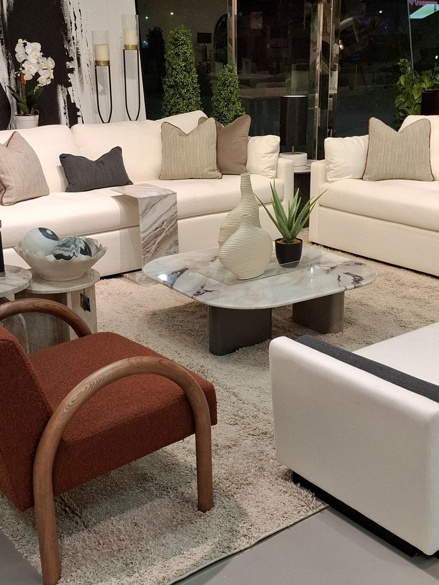 Yashki Living room Set