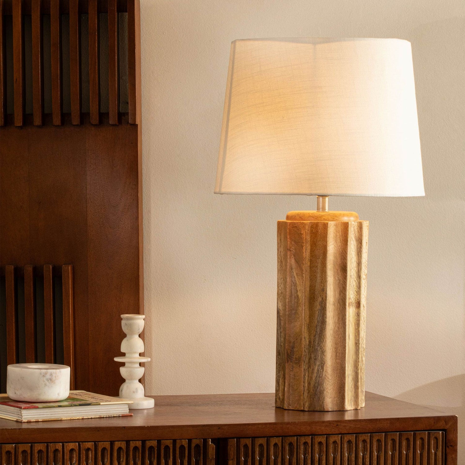 Wooden Lamp W/Shade 1037TLN