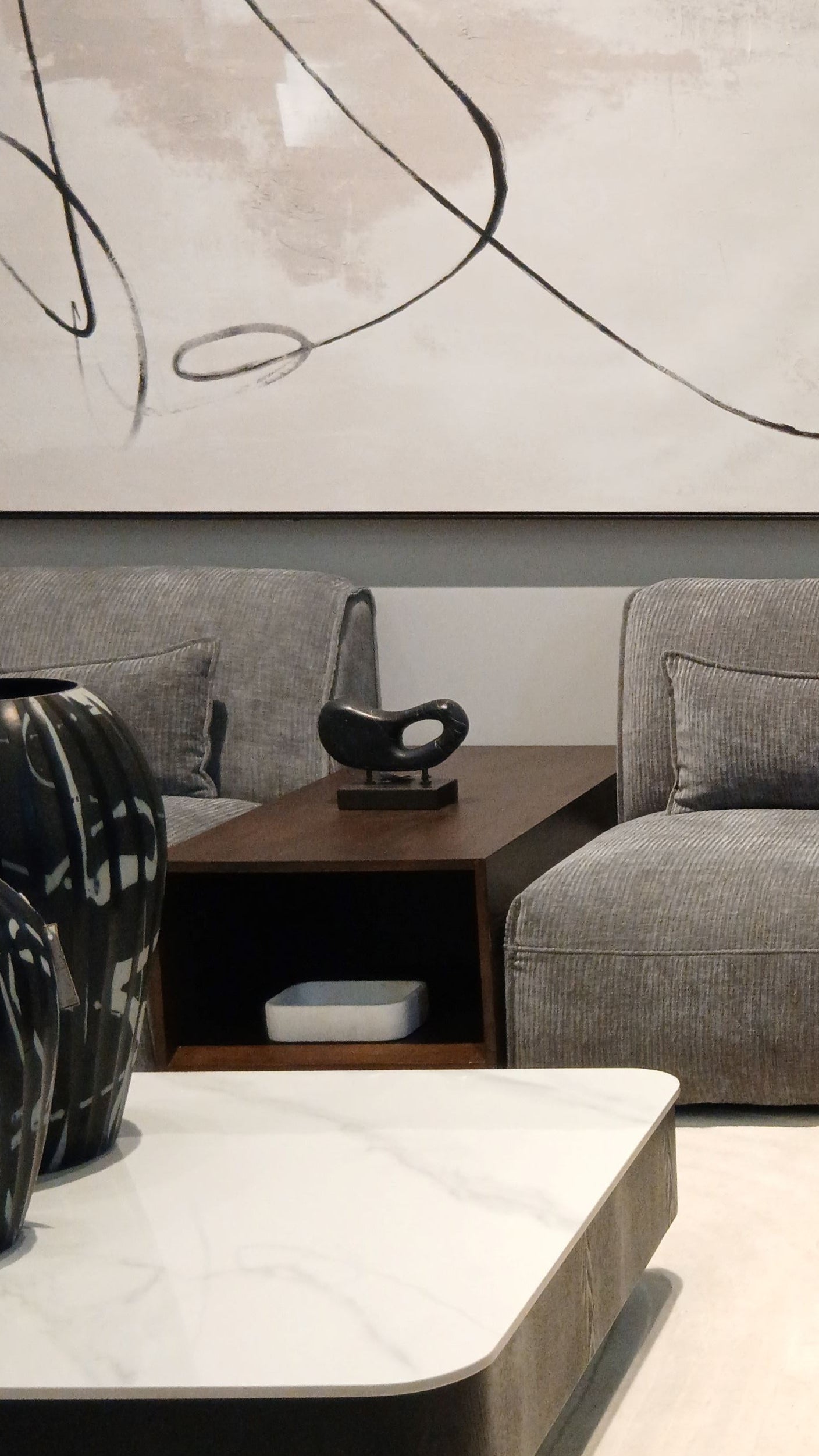 AlDana black tea table