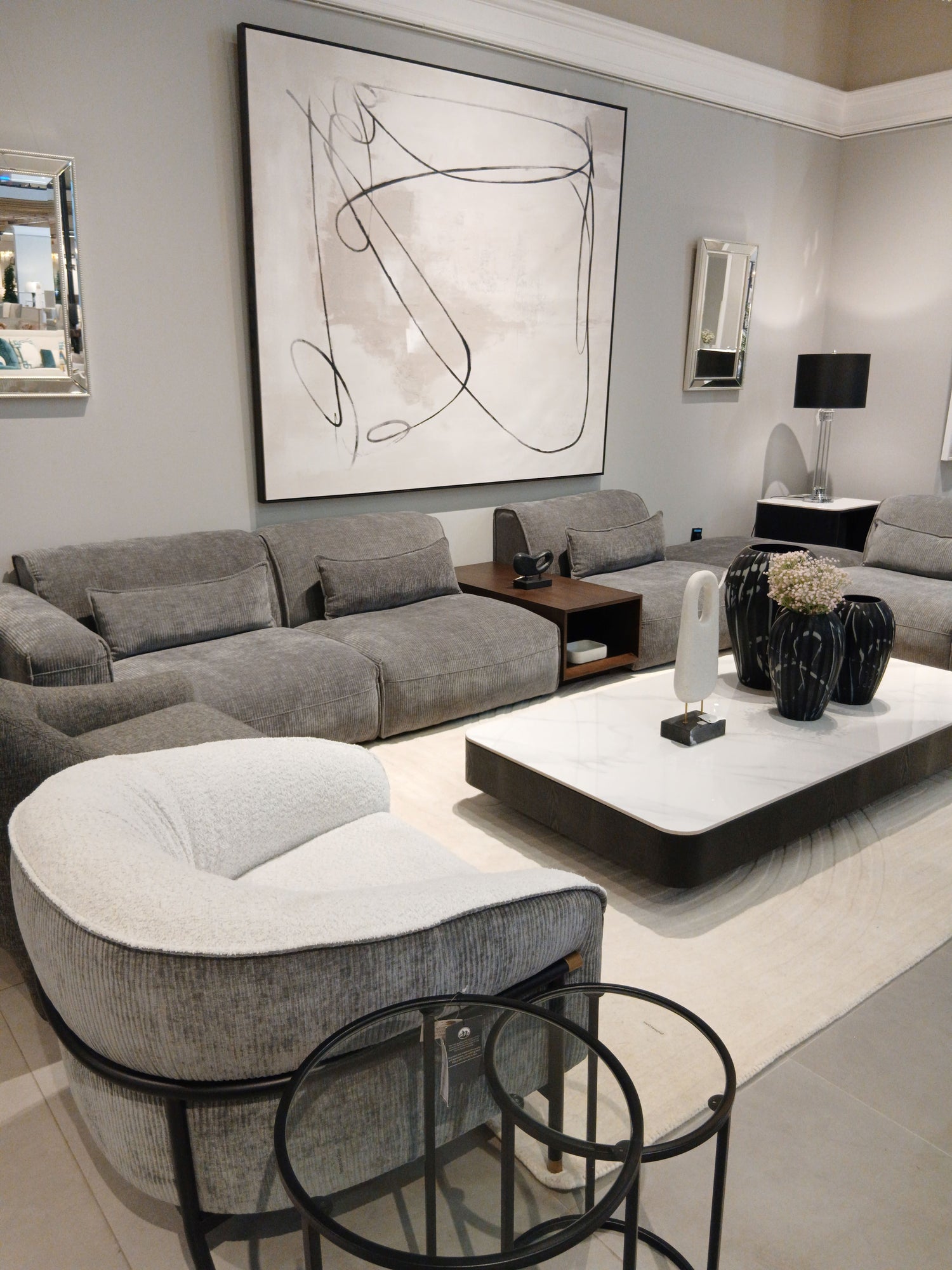 AlDana black left arm facing seater