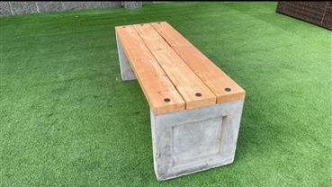 Nature’s Touch Bench