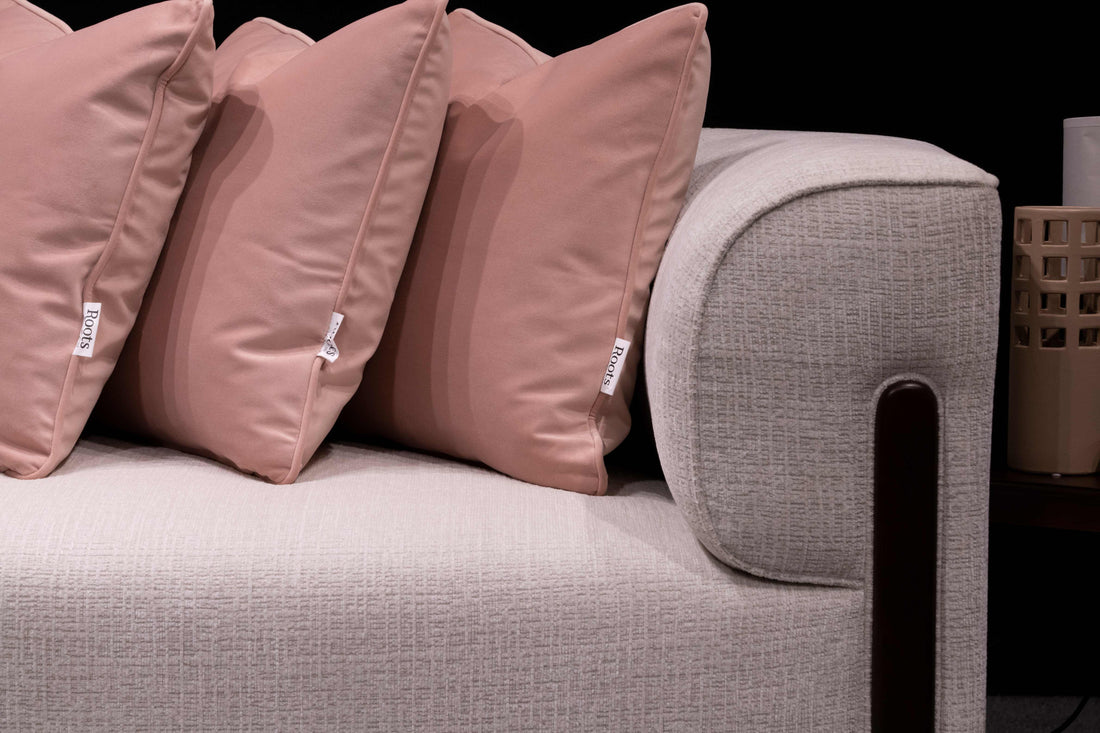 MAUVE Cushion