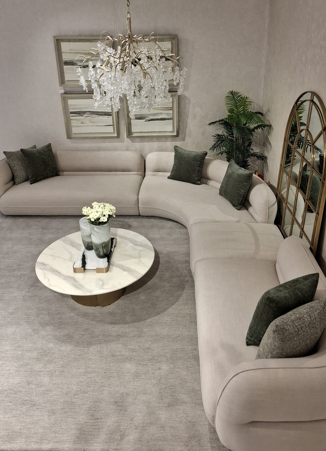 Bounty sectional