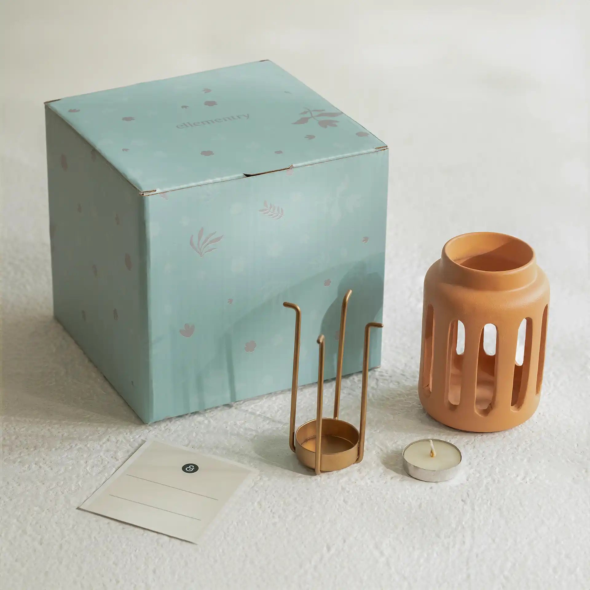 Lupa Terracotta Round Lantern W/Metal Handle - Small