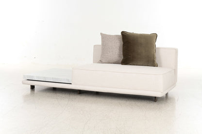 Arena White Sectional With Free Rug