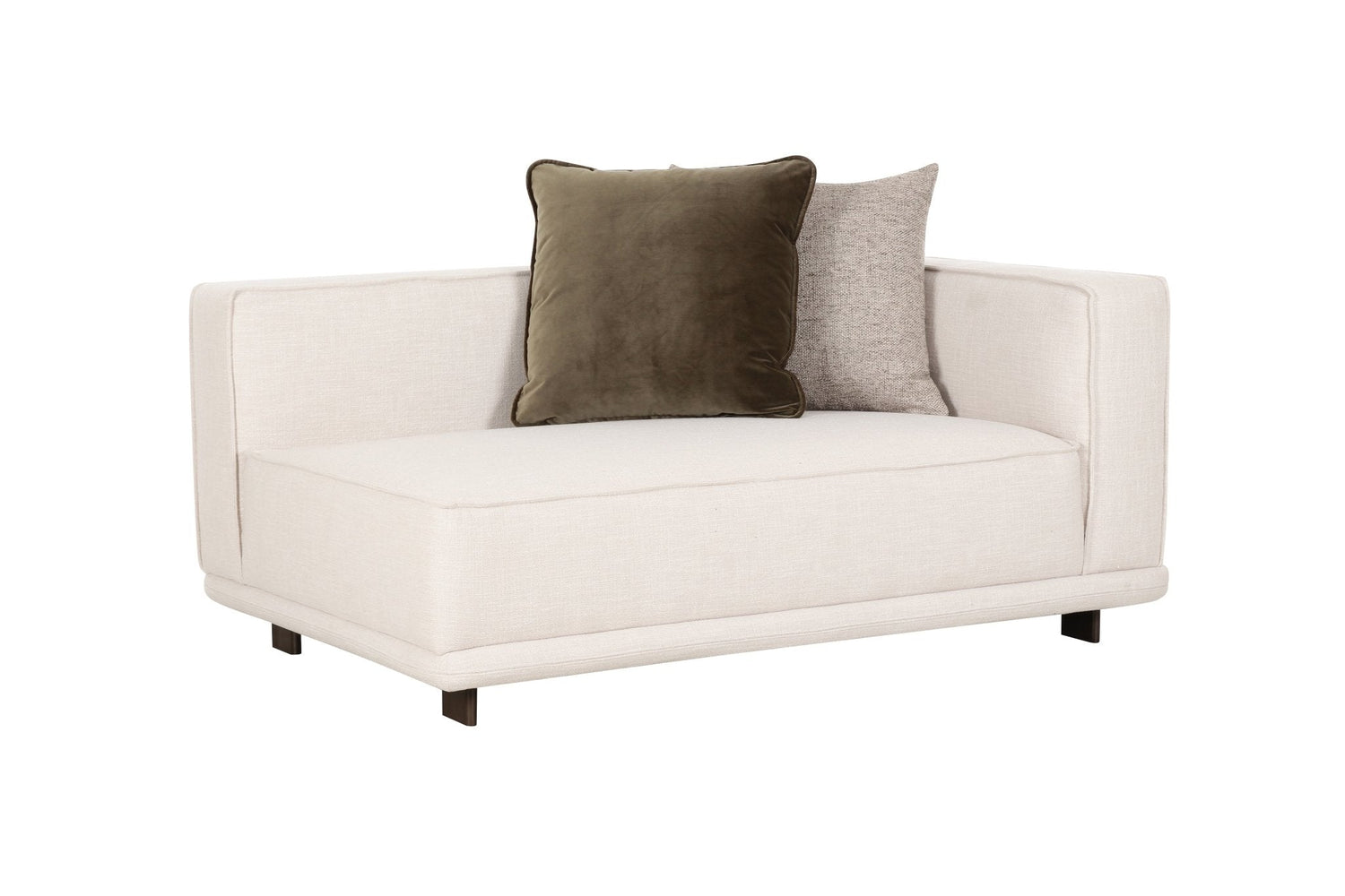 Arena White Sectional With Free Rug