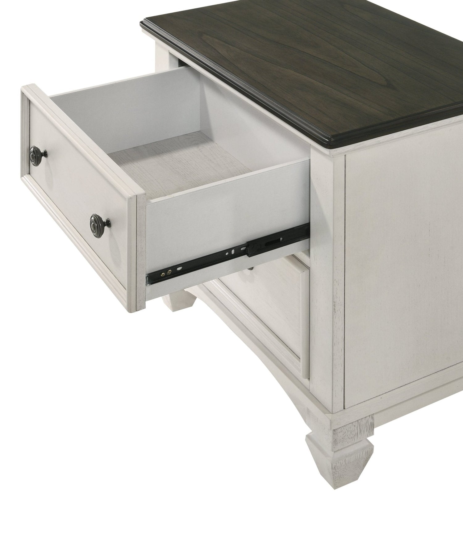 Driftwood Dream Suite Bedroom-Pro