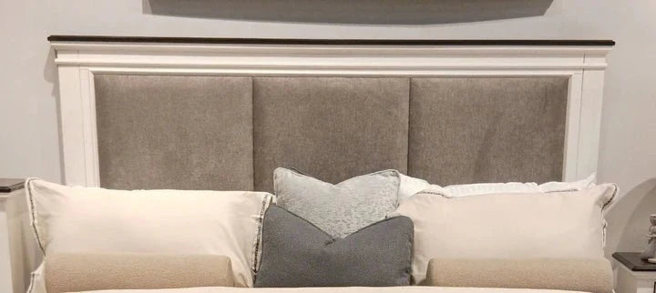 Driftwood Dream Suite King  Bed