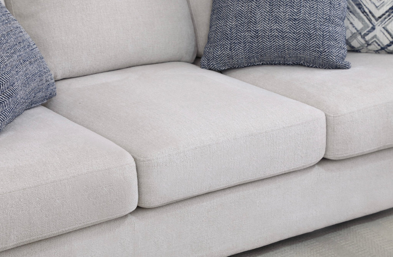 Elegant Off-White Living Room Set