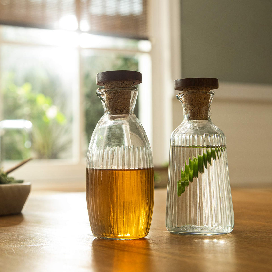 Eva oil &amp; vinegar glass bottle