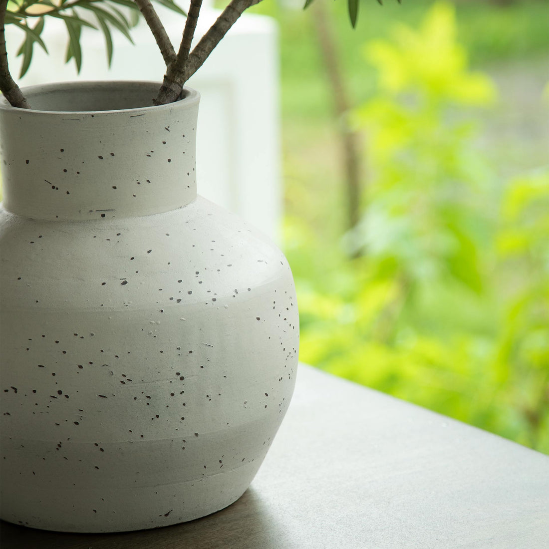 Farmhouse Flair Terracotta Vase - Short