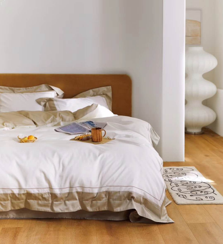 Printed Fabric White &amp; Gold Accents Bedding Set-KING