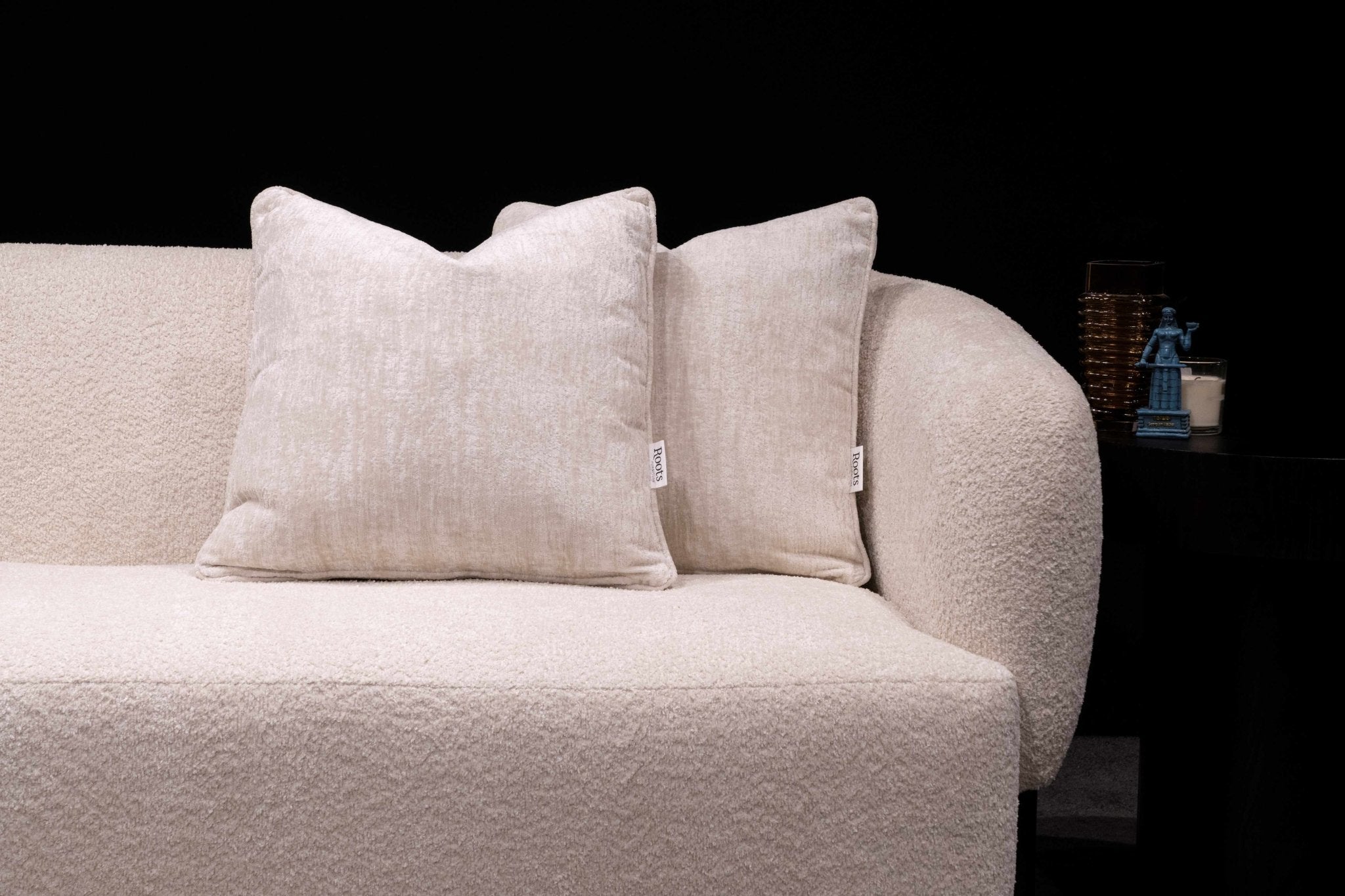 IVORY Cushion