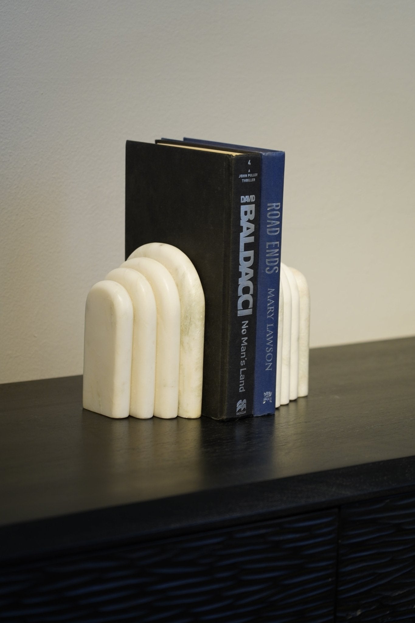 Mellow Book End