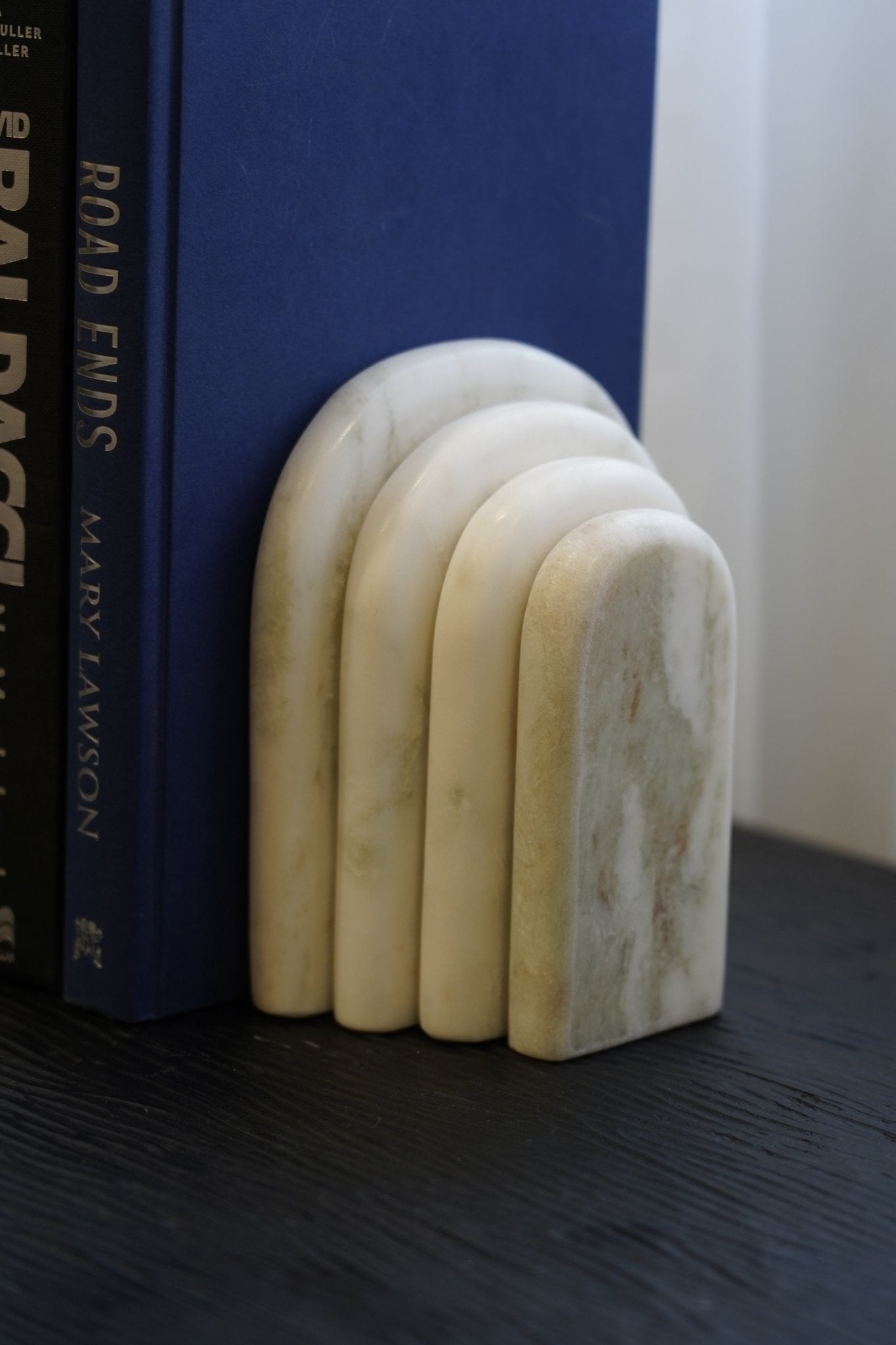 Mellow Book End